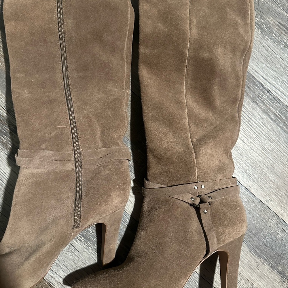 Vince Camuto Brown Suede Heeled Boots